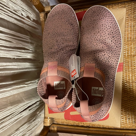 Brand new FitFlop Uberknit Slip-On sneakers w/ Crystals Dusky Pink & Soft Grey - Picture 13 of 16
